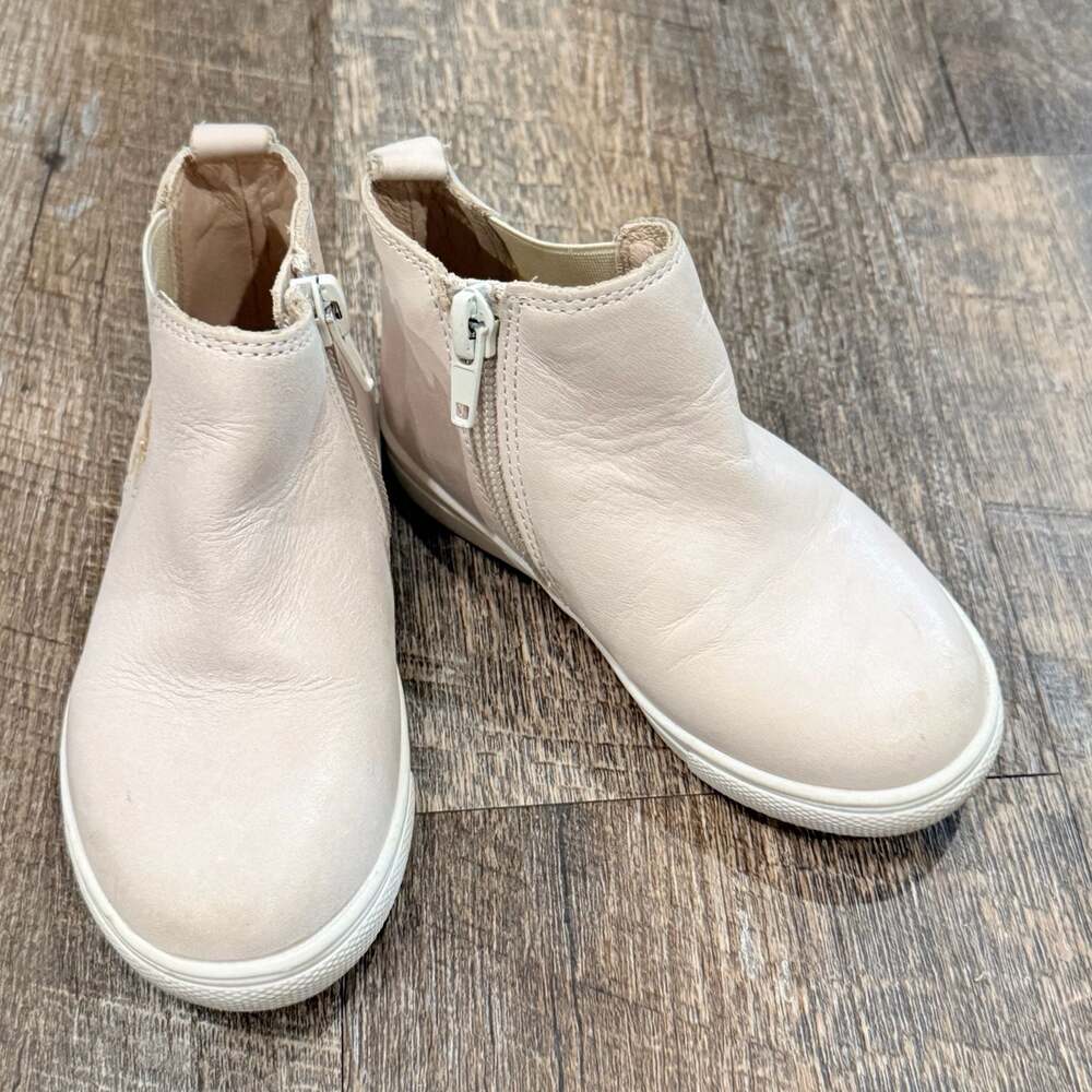 Consciously Kids Light Pink Leather Booties size 7 little kids